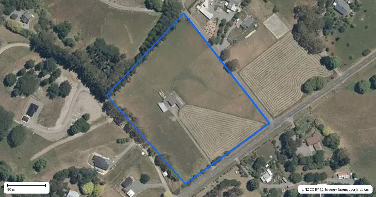Property context map for 105 Ireland Road, Waipawa