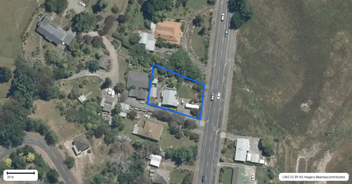 Property context map for 30 Great North Road, Waipawa