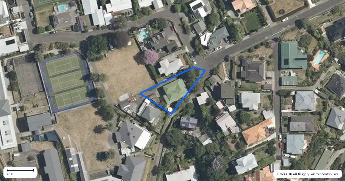 Property context map for 2 Cobden Crescent, Bluff Hill, Napier
