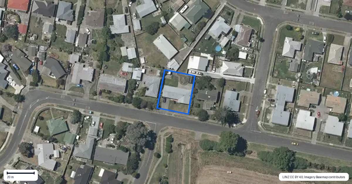 Property context map for 21 Waterworth Avenue, Onekawa, Napier