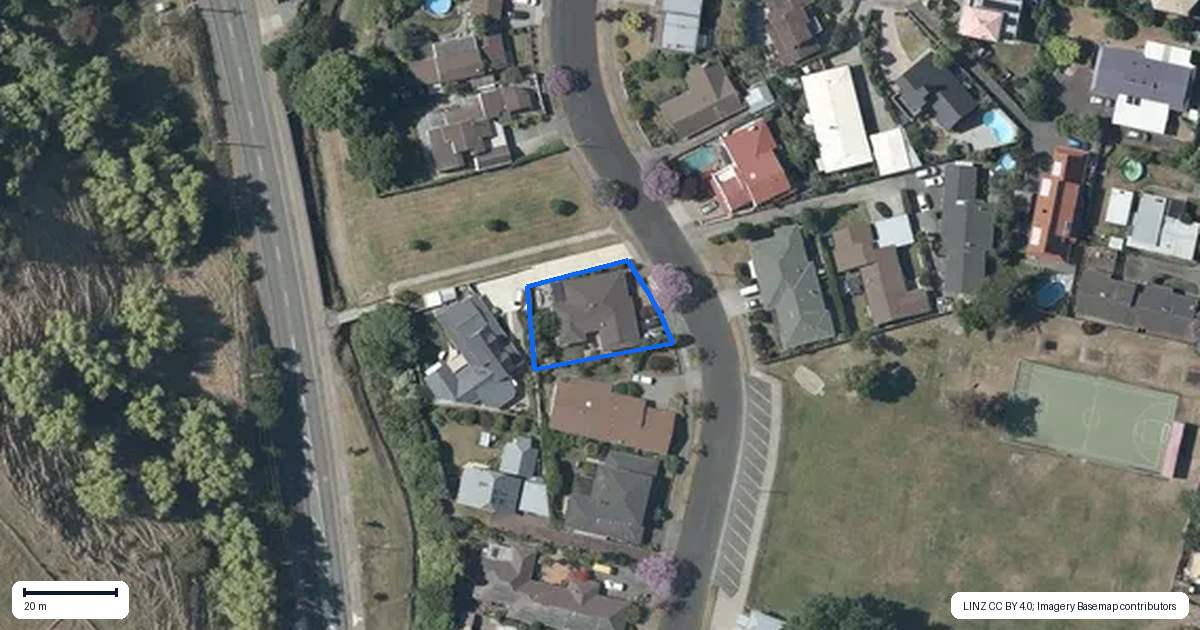 Property context map for 50 Ngarimu Crescent, Taradale, Napier