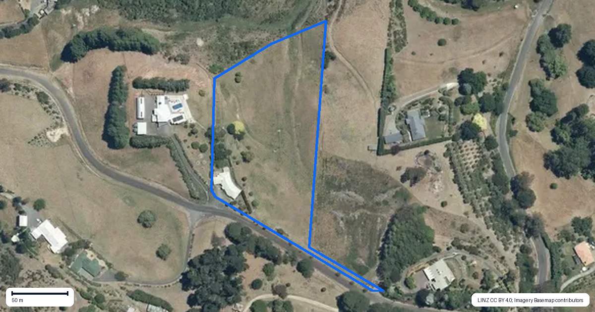 Property context map for 30 Pineleigh Drive, Poraiti, Napier