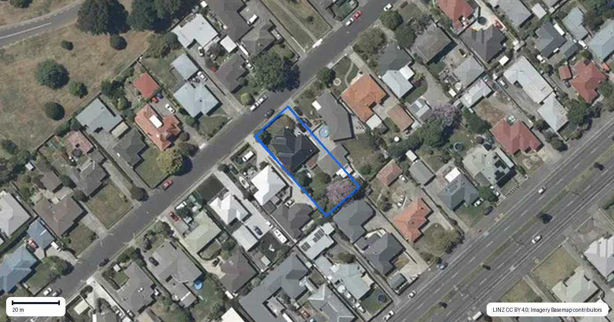 Property context map for 32 Menin Road, Onekawa, Napier