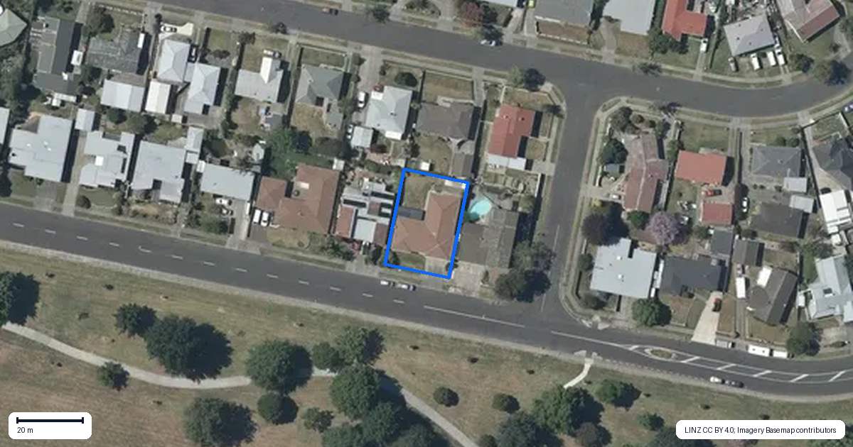 Property context map for 96 Freyberg Avenue, Tamatea, Napier