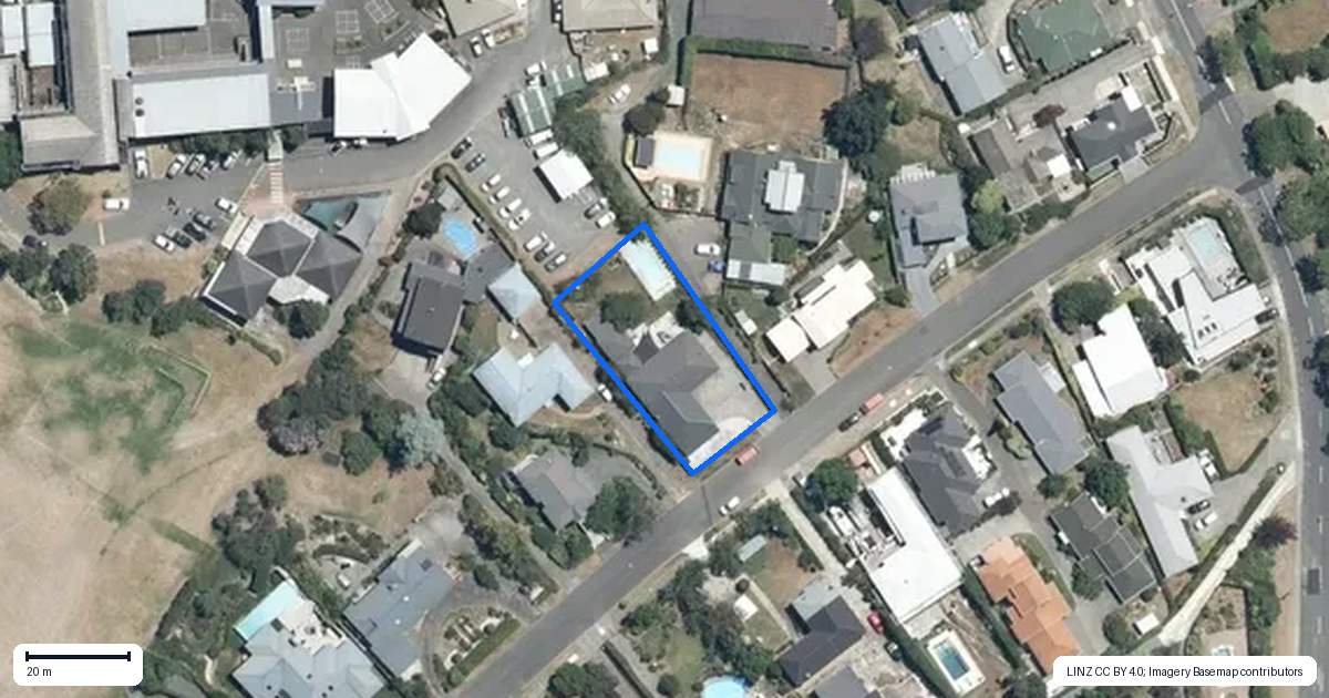 Property context map for 8 Emerald Hill, Havelock North