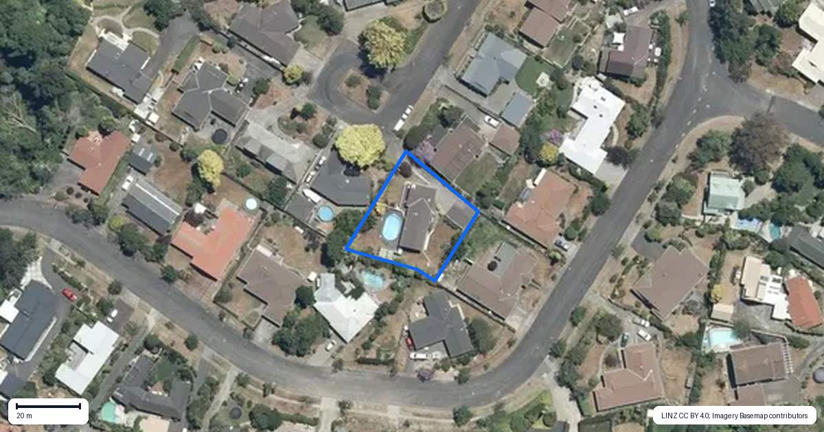 Property context map for 8 Padfield Place, Havelock North