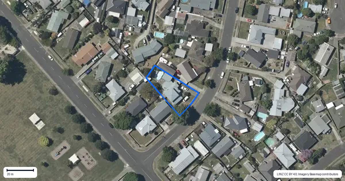 Property context map for 35 McGregor Avenue, Pirimai, Napier