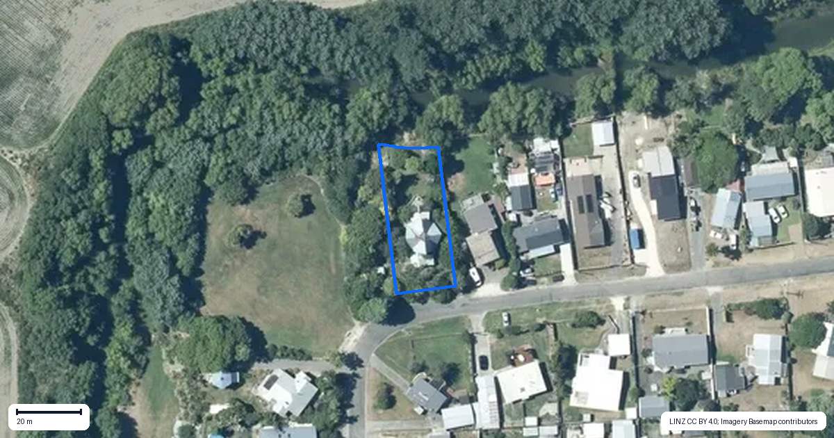 Property context map for 21 Gillies Crescent, Waimarama