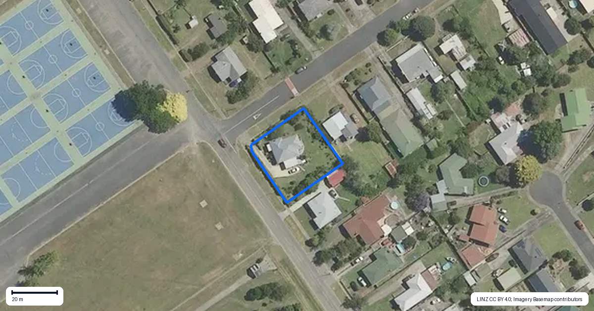 Property context map for 15 Victoria Avenue, Wairoa