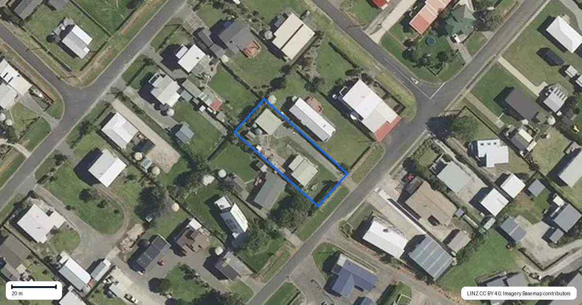 Property context map for 20 Lochiel Street, Mahia