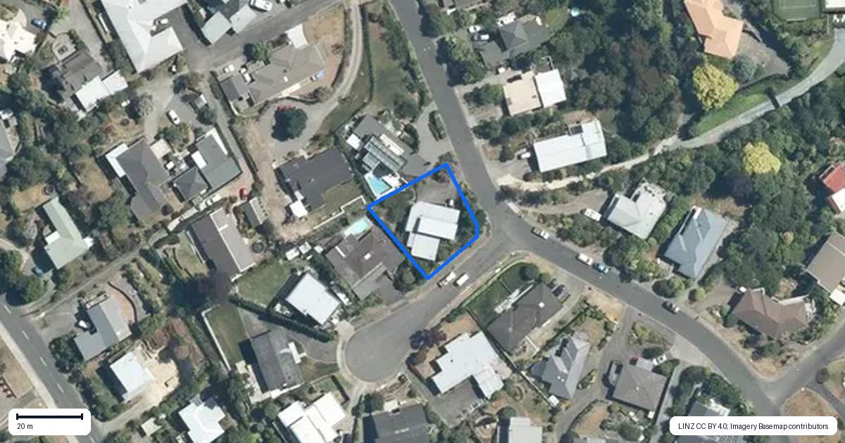Property context map for 2 Waikonini Place, Havelock North