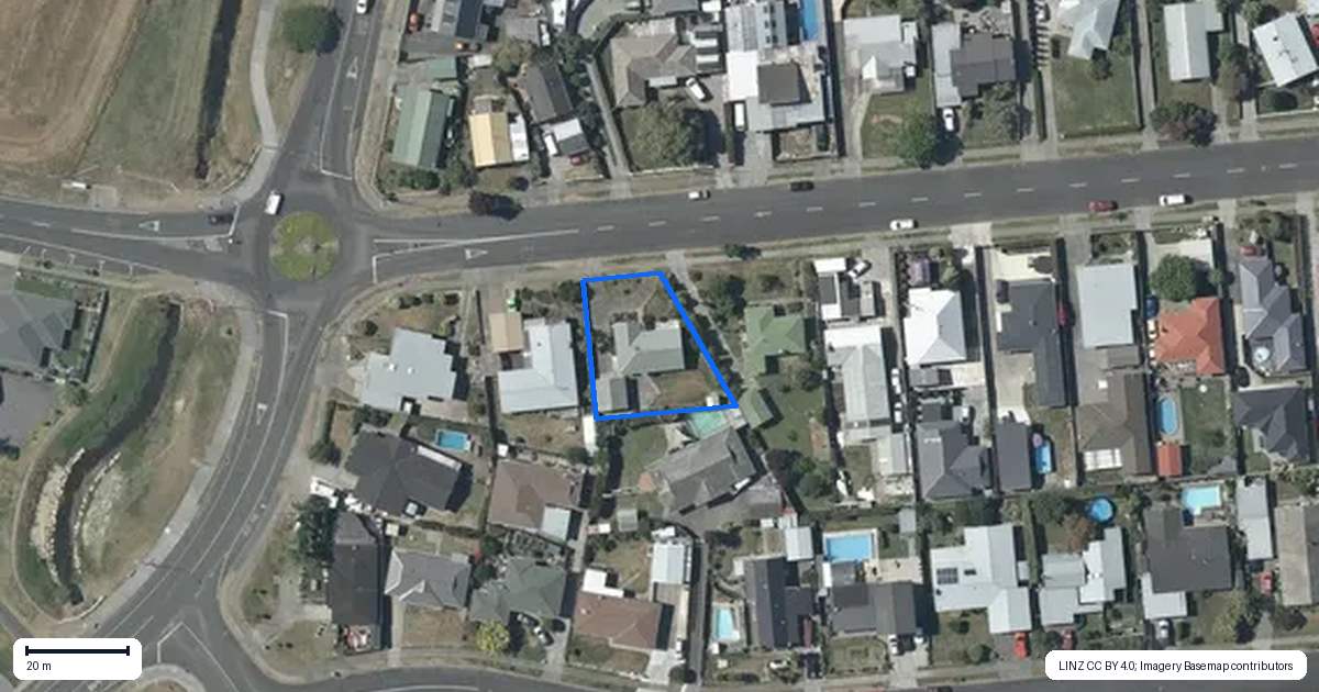 Property context map for 35 Wharerangi Road, Tamatea, Napier