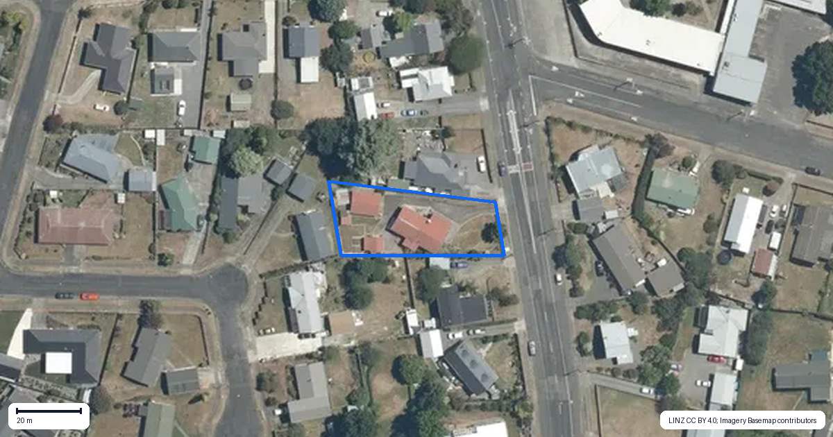 Property context map for 50 Tavistock Road, Waipukurau