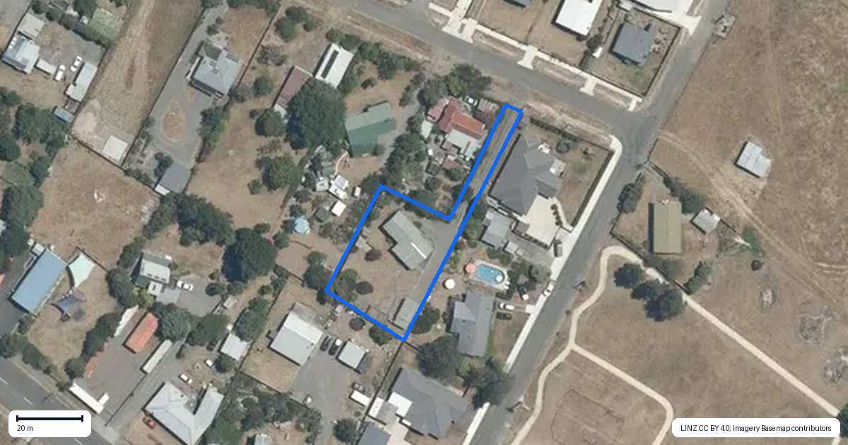 Property context map for 30 Ross Street, Otane