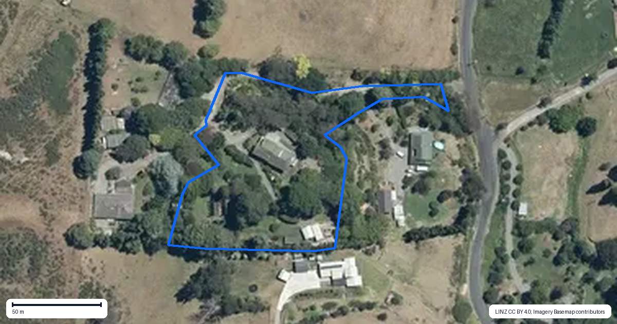 Property context map for 153 Poraiti Road, Poraiti, Napier