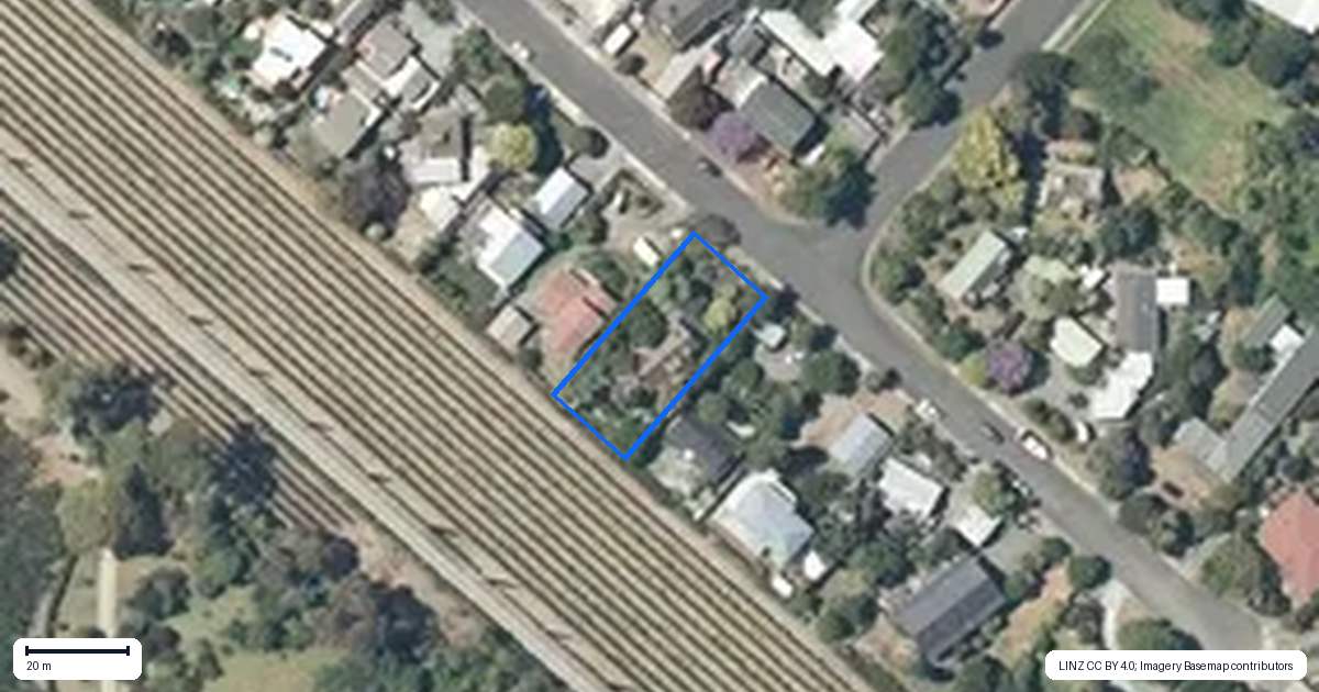 Property context map for 22 Cedar Road, Te Awanga