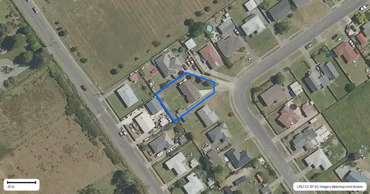 Property context map for 16 Karaka Street, Wairoa