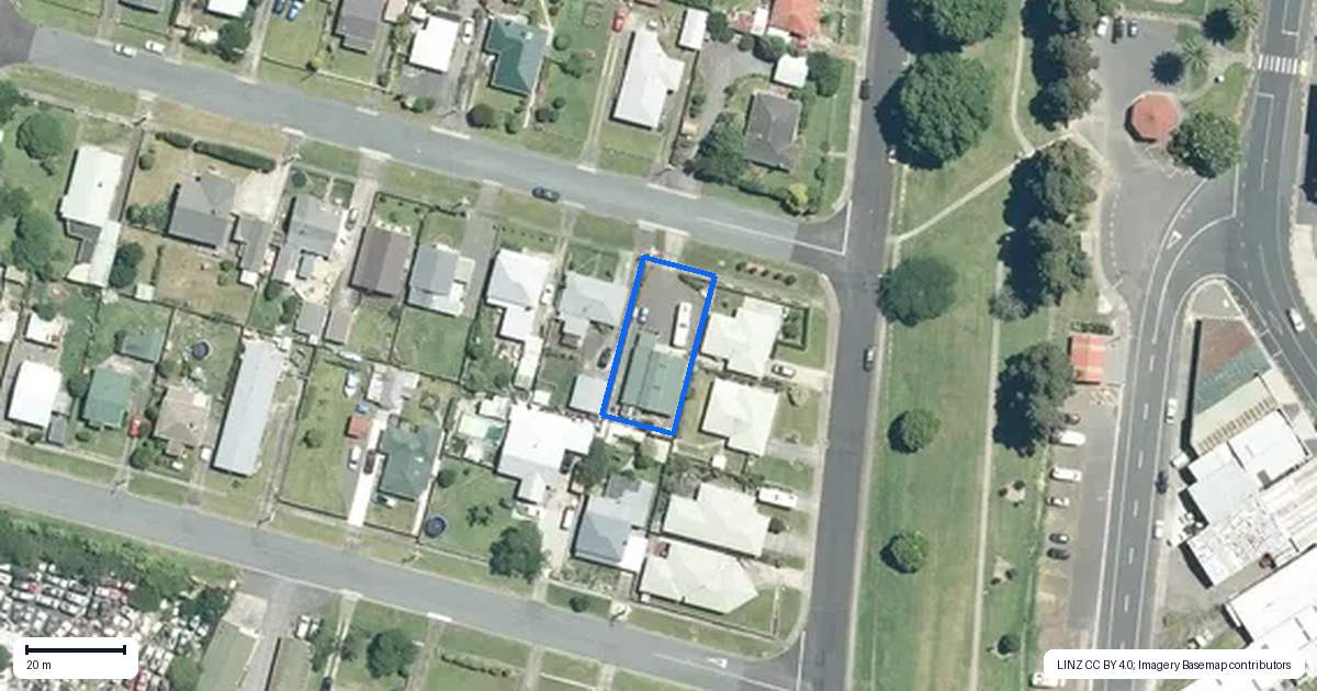 Property context map for 2 George Street, Paeroa