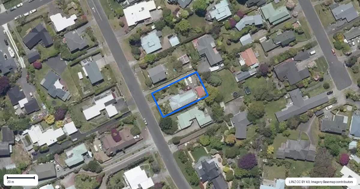 Property context map for 42 Kaka Street, Taupo