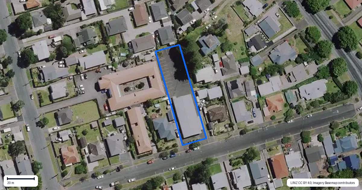 Property context map for 75 Cook Street, Hamilton East, Hamilton