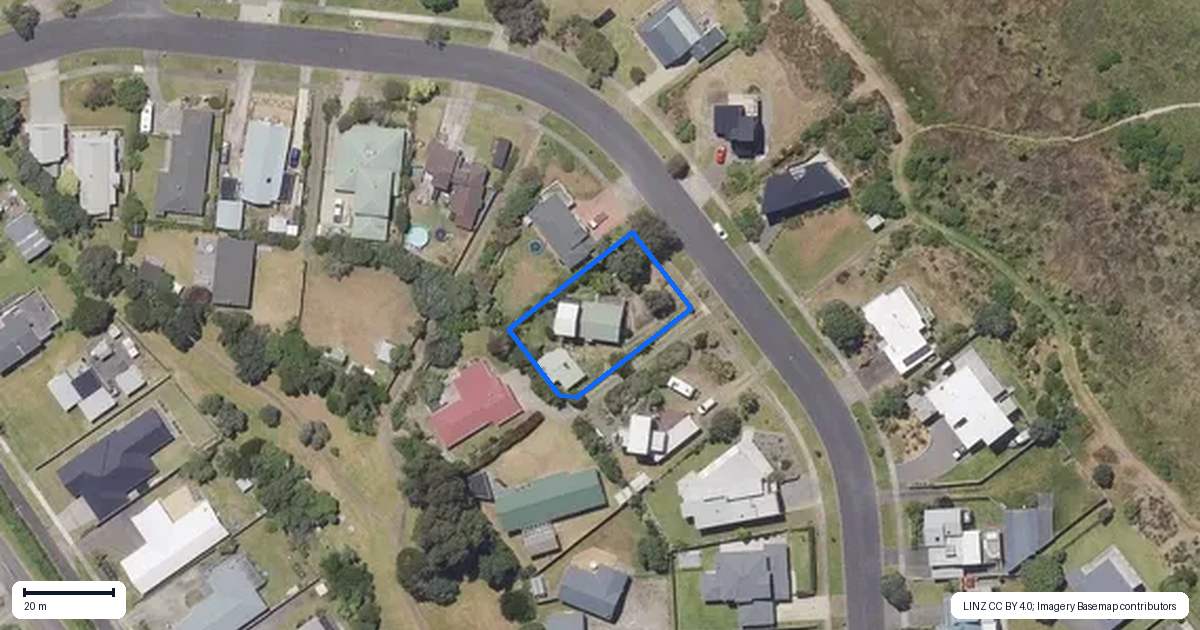 Property context map for 20 Papaunahi Road, Bowentown, Waihi Beach