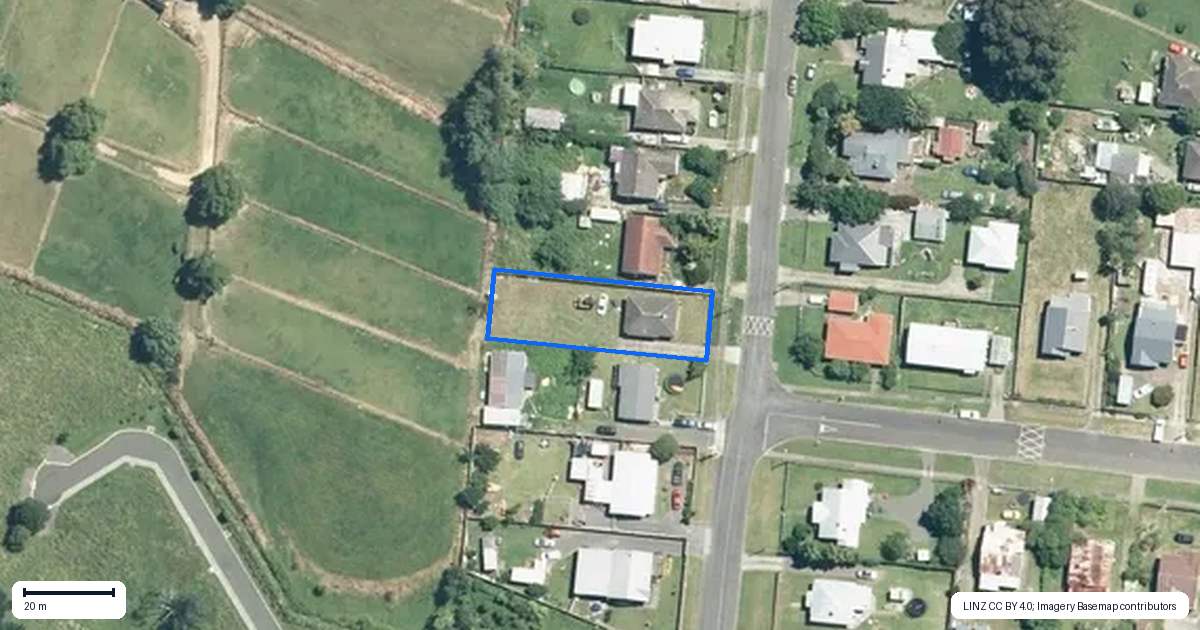 Property context map for 8 Ainslie Road, Paeroa
