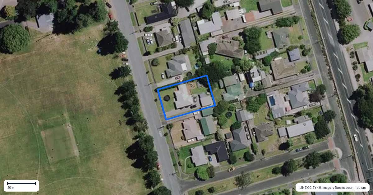 Property context map for 174 Fox Street, Hamilton East, Hamilton