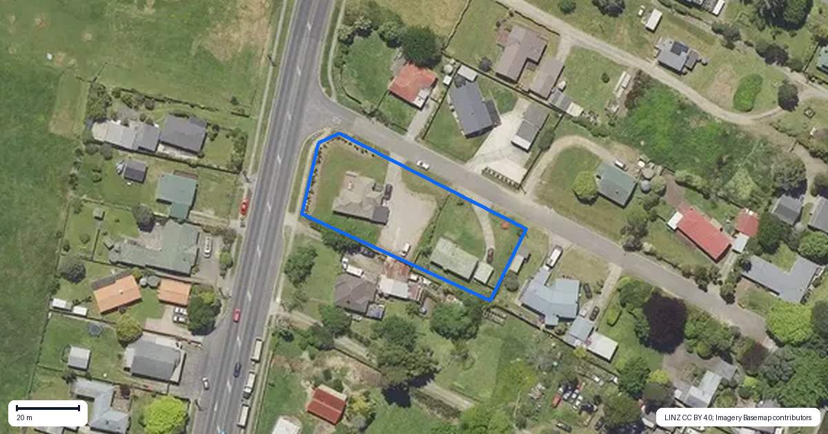 Property context map for 2 Ngareta Road, Mourea, Rotorua