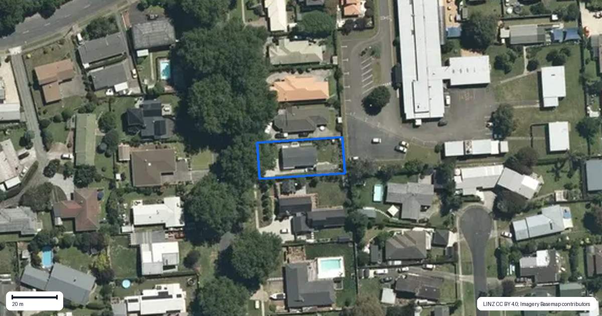 Property context map for 109 Hall Street, Cambridge