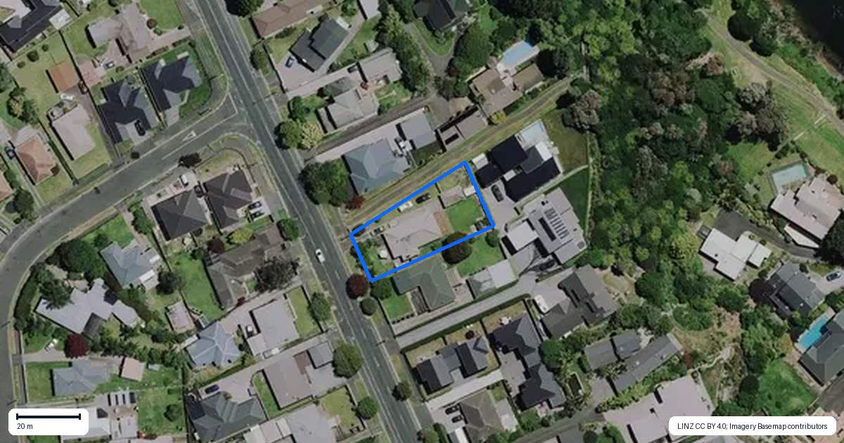 Property context map for 128 Beerescourt Road, Beerescourt, Hamilton