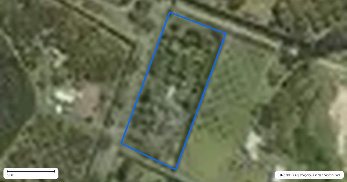 Property context map for 42 Clarke Road, Te Puna