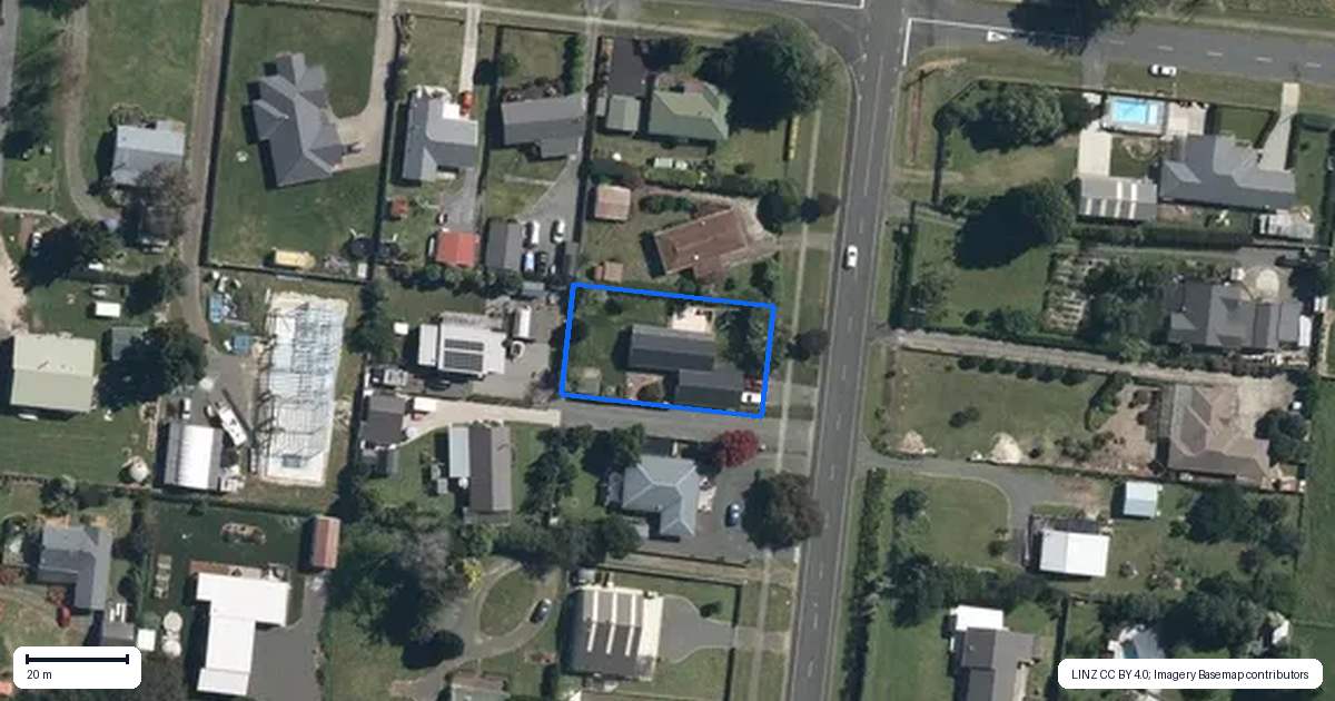 Property context map for 390 McClure Street, Pirongia