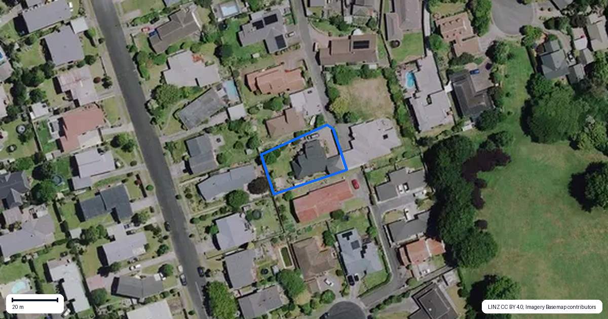 Property context map for 14 Cooper Place, Chedworth, Hamilton