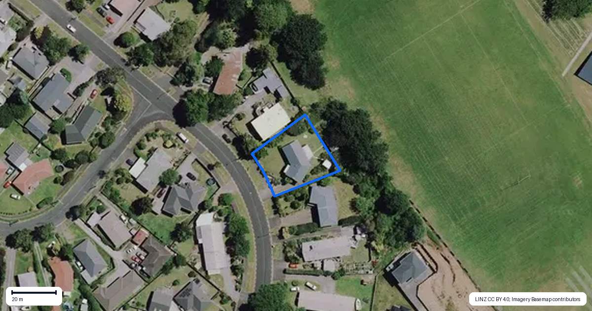 Property context map for 16 Helena Road, Hillcrest, Hamilton