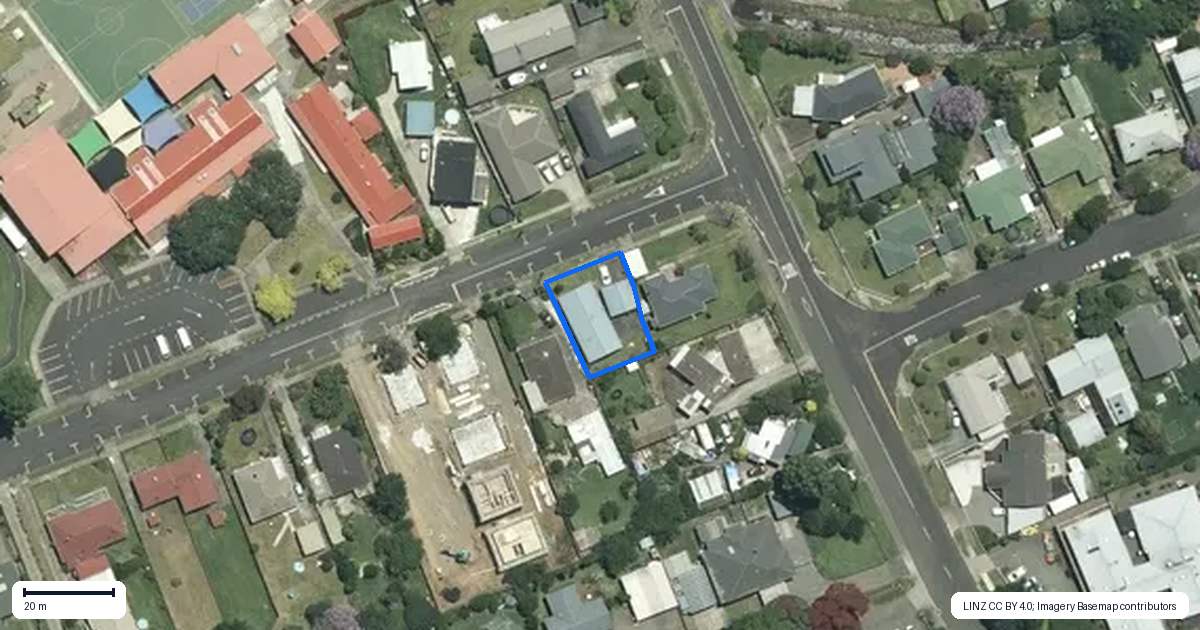 Property context map for 101 Lowe Avenue, Thames