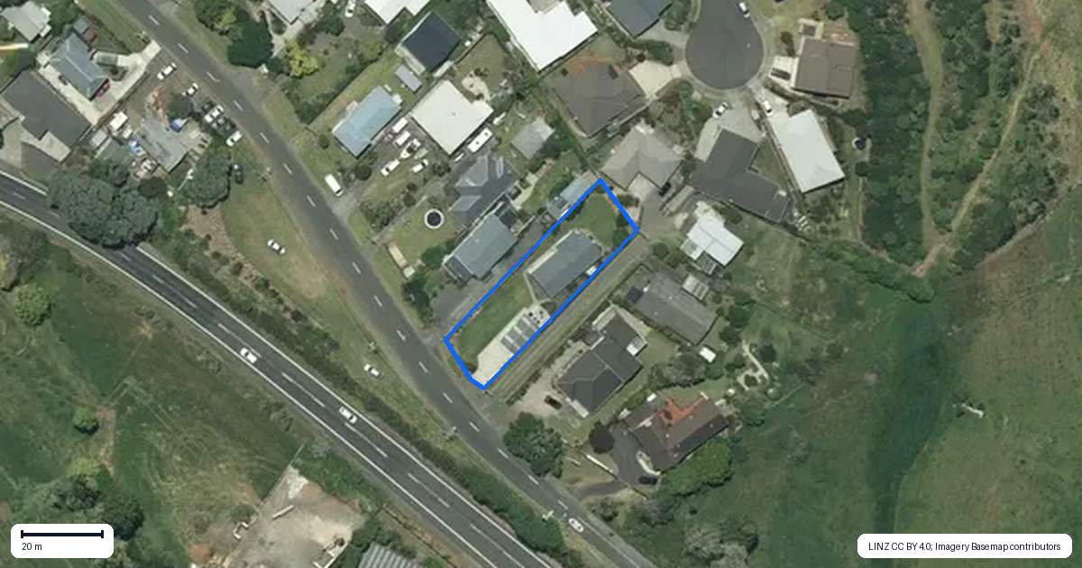 Property context map for 9 Lorenzen Bay Road, Raglan