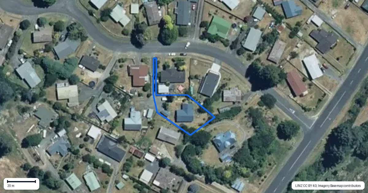 Property context map for 12 Falkner Park, Taumarunui