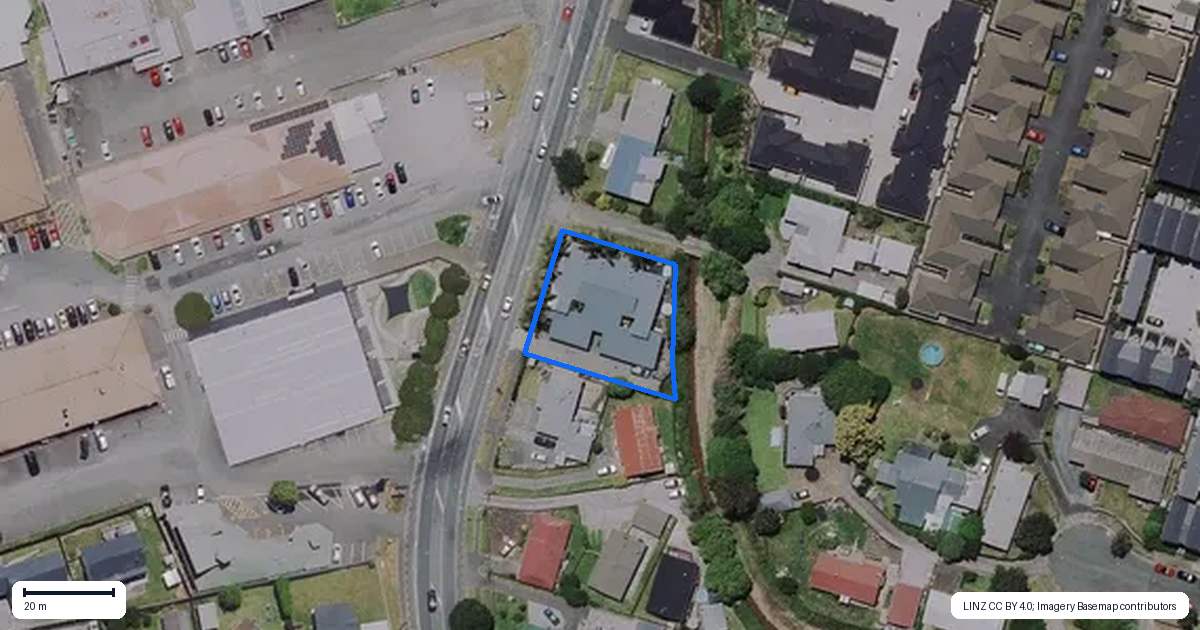 Property context map for 25D Tuhikaramea Road, Dinsdale, Hamilton