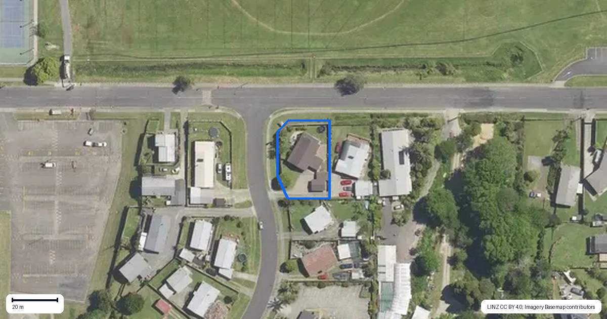Property context map for 2 Gray Avenue, Te Puke