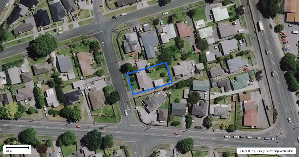 Property context map for 272 Fox Street, Hamilton East, Hamilton