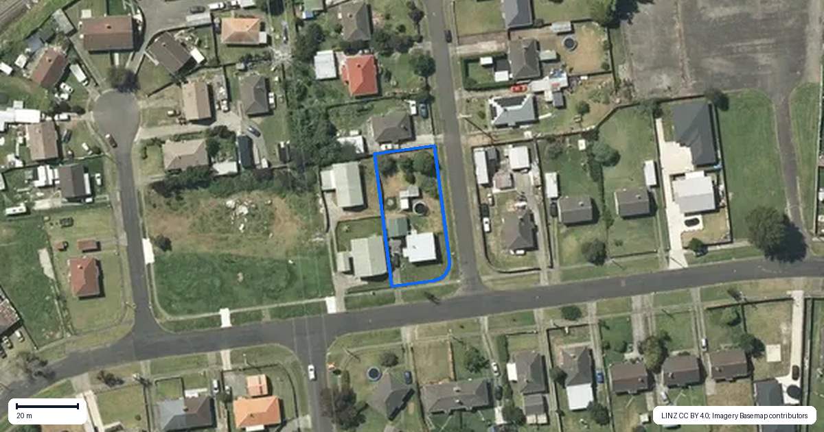Property context map for 32 Semple Street, Huntly