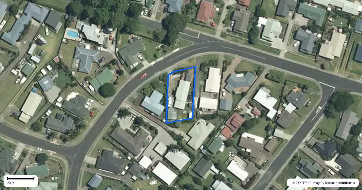 Property context map for 14 Cholmondeley Crescent, Whitianga