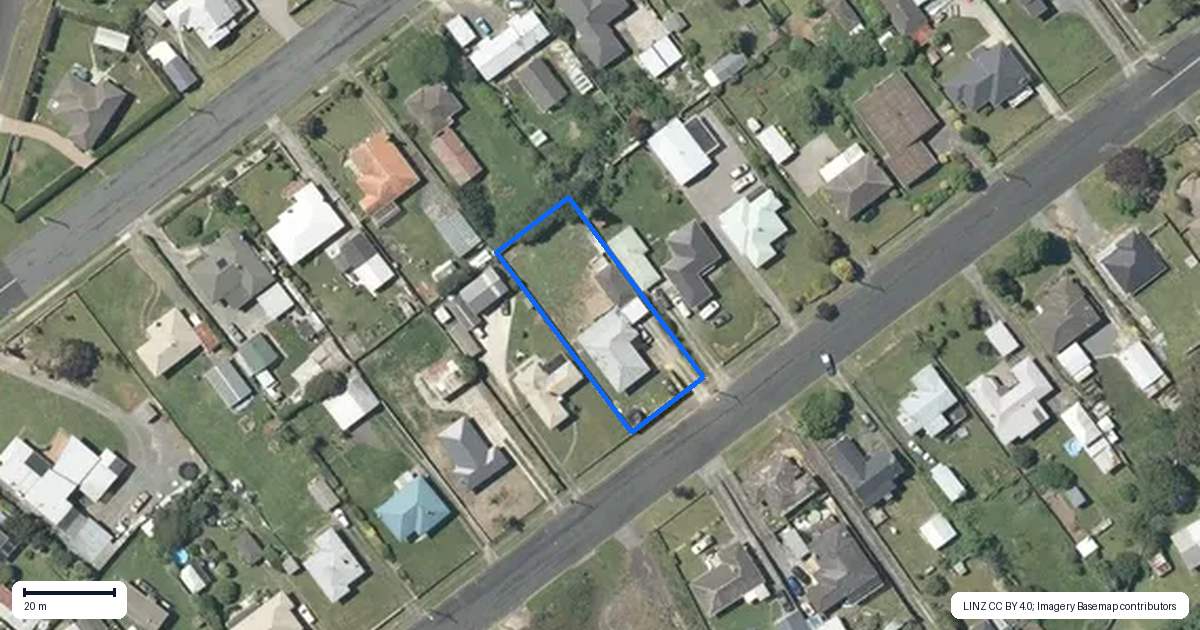 Property context map for 52 Neal Street, Putaruru