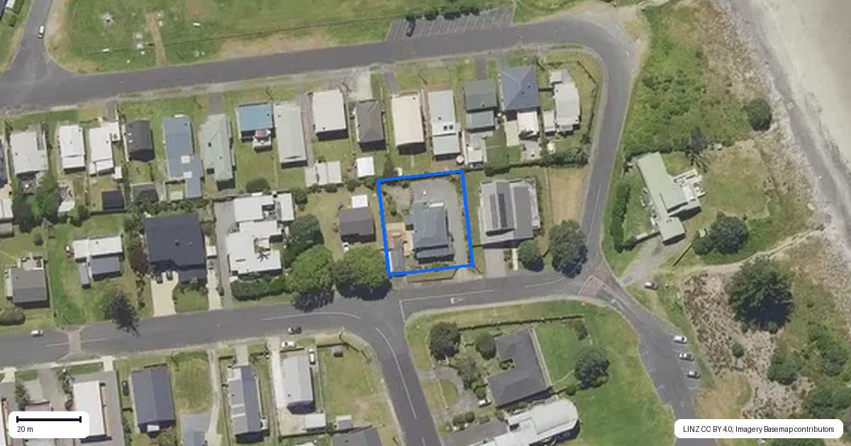 Property context map for 24 Leo Street, Waihi Beach