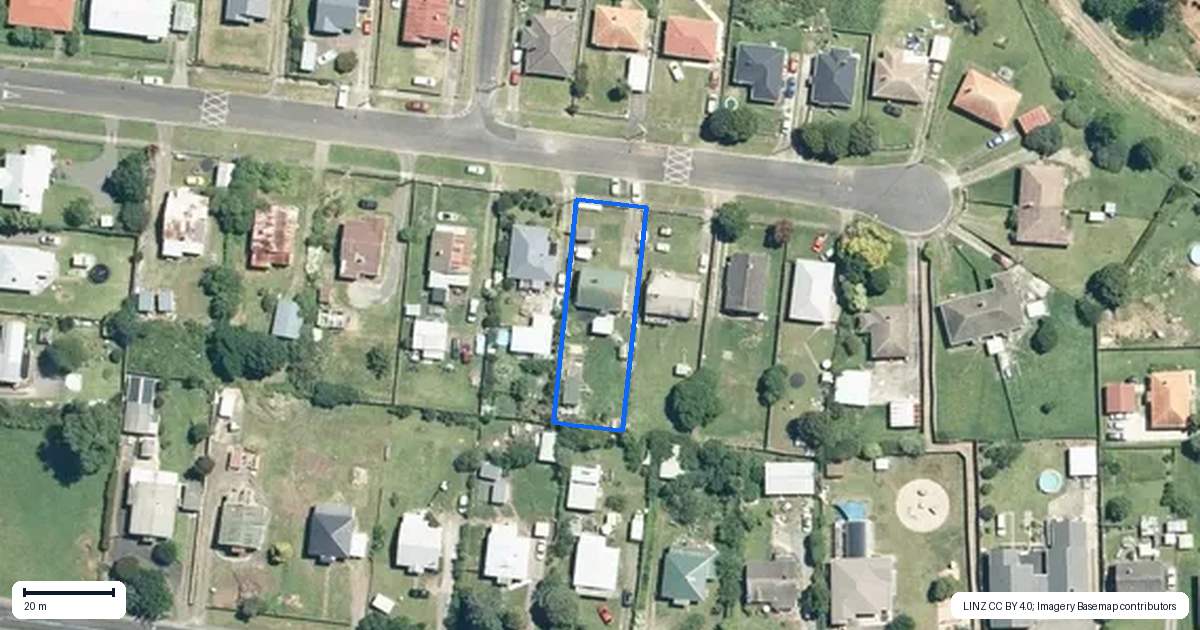 Property context map for 13 Porritt Street, Paeroa