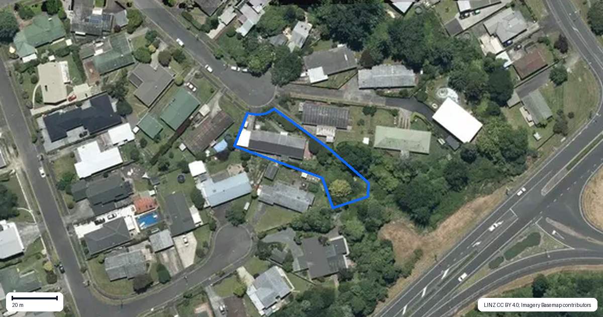 Property context map for 14 Carlson Crescent, Silverdale, Hamilton