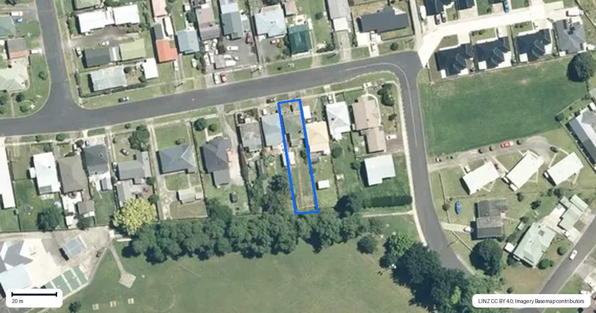 Property context map for 21 Corbett Street, Paeroa