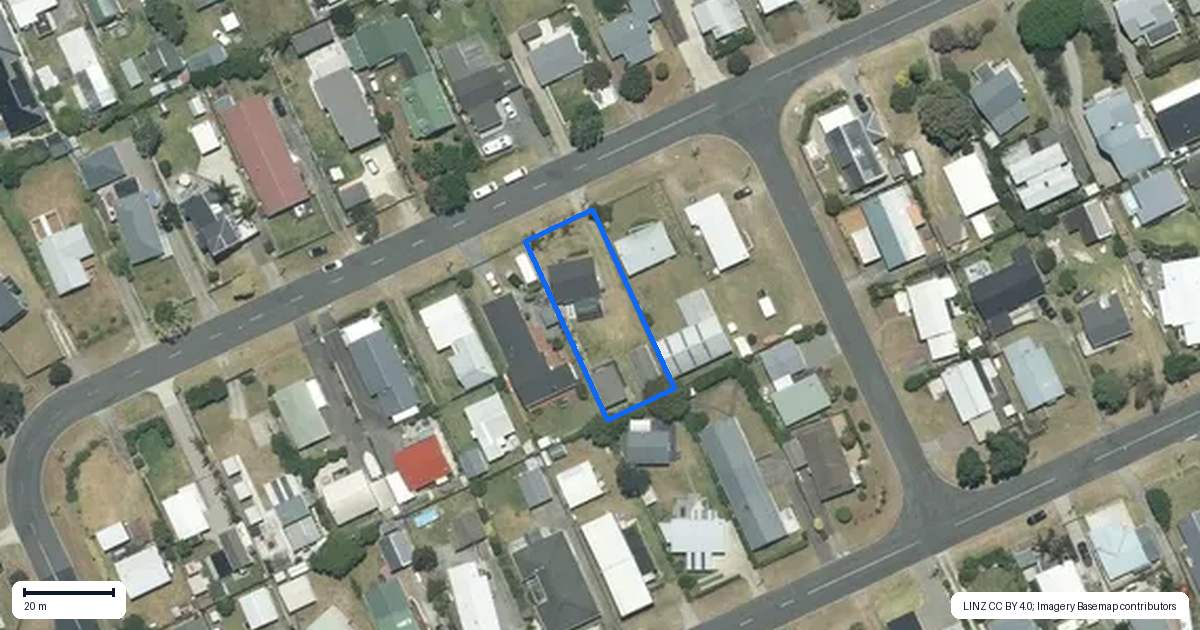 Property context map for 304 Linton Crescent, Whangamata