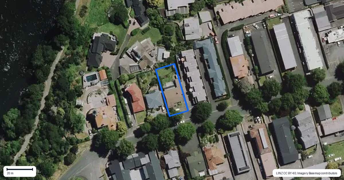 Property context map for 5 Wellington Street, Hamilton East, Hamilton