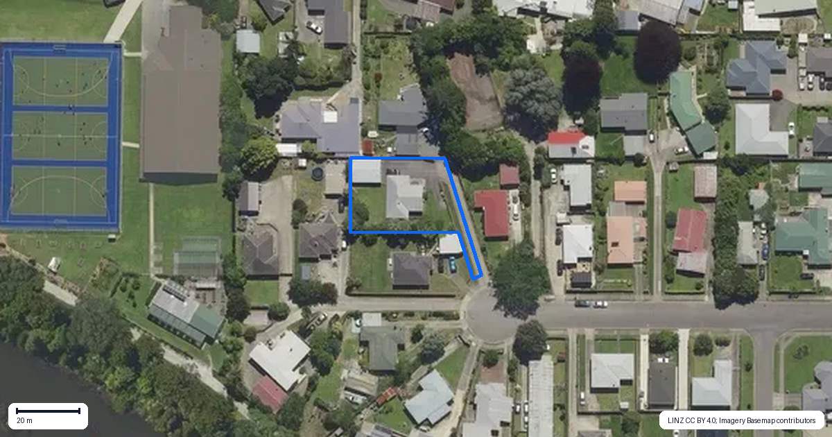 Property context map for 18A John Laughton Place, Whakatane